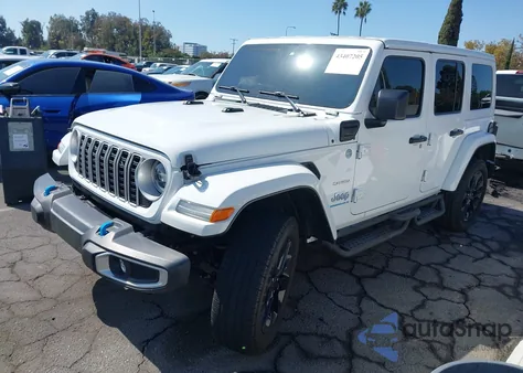 2024 Jeep Wrangler 4Xe Sahara 4Xe z USA, uszkodzony, nr VIN 1C4RJXP62RW255492